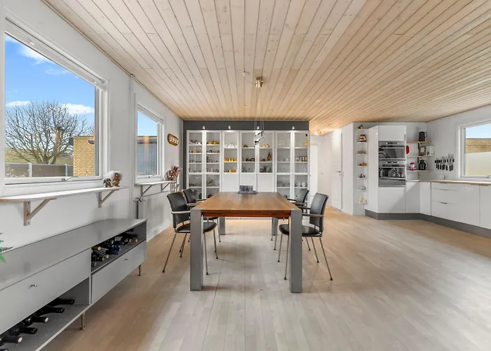 Villa Charming And